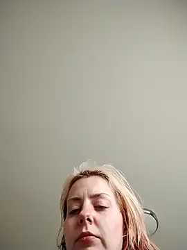 SkarlettRose96 online show from 11, 2, 2026