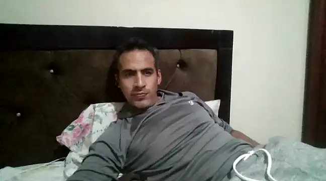 Snapshot of j_vergon chatting on 29, 12, 2024 j vergon online show from 29, 12, 2024
