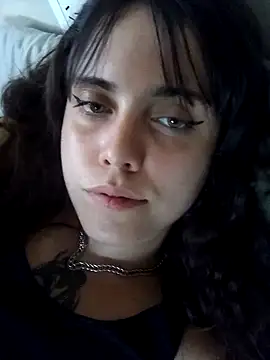 lucylovles online show from 20, 2, 2025