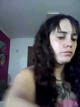 lucylovles online show from 8, 3, 2025