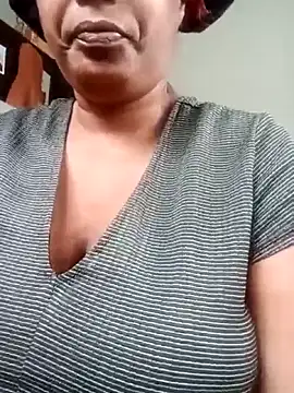 Snapshot of 2Sweetysmile chatting on 7, 4, 2026 2Sweetysmile online show from 7, 4, 2026