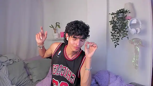 santy-kitty online show from 14, 2, 2026