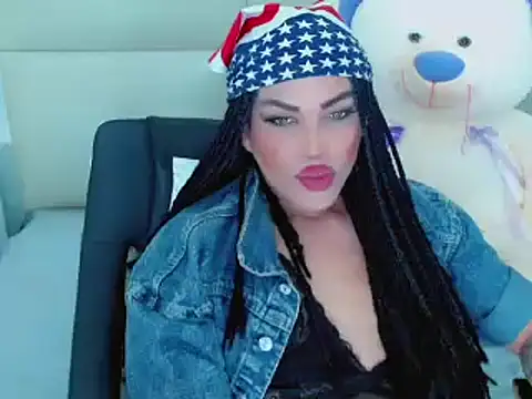 Snapshot of NathaliaCross chatting on 4, 2, 2025 NathaliaCross online show from 4, 2, 2025