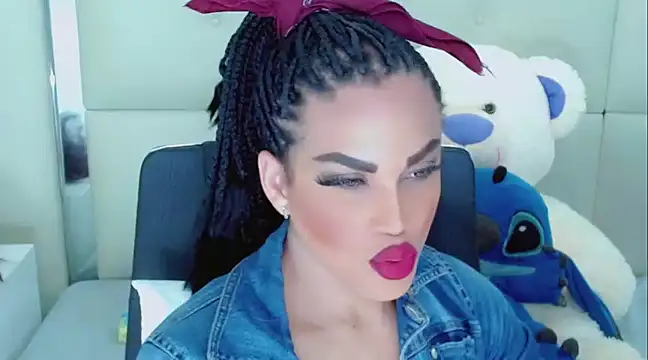 Snapshot of NathaliaCross chatting on 13, 2, 2025 NathaliaCross online show from 13, 2, 2025