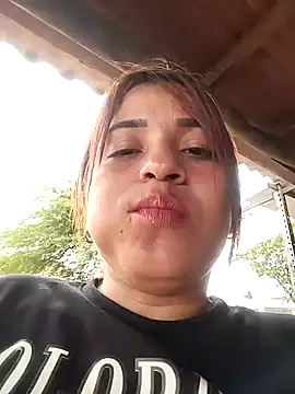 Snapshot of perlita05 chatting on 15, 2, 2025 perlita05 online show from 15, 2, 2025