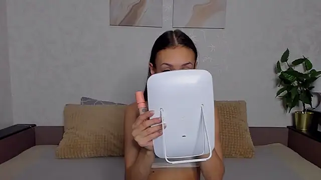 ChloeTeles  online show from 12, 1, 2025