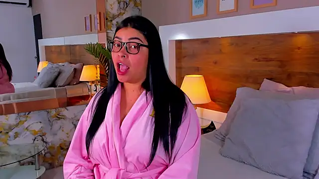 EmaBakker online show from 23, 10, 2025