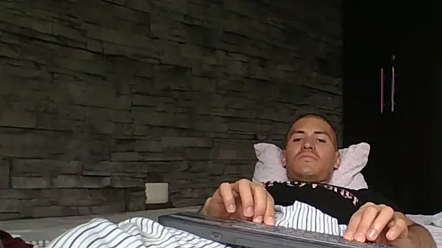 Snapshot of Sexylatin64 chatting on 30, 5, 2026 Sexylatin64 online show from 30, 5, 2026