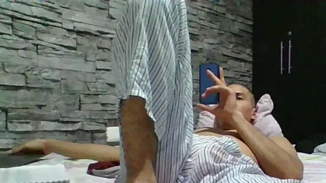 Snapshot of Sexylatin64 chatting on 31, 5, 2026 Sexylatin64 online show from 31, 5, 2026
