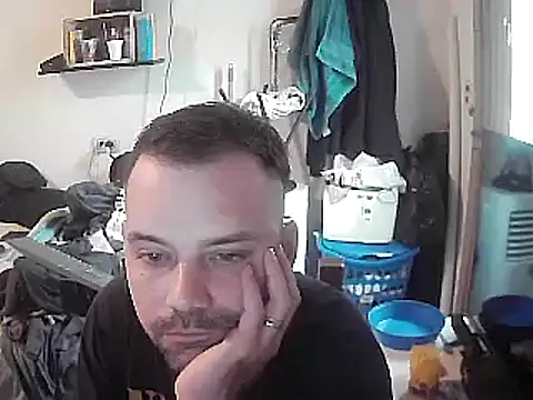 Snapshot of Lolosalvage83 chatting on 5, 1, 2025 Lolosalvage83 online show from 5, 1, 2025