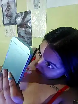 Snapshot of GoddessLorenaTheeSiren chatting on 21, 12, 2024 GoddessLorenaTheeSiren online show from 21, 12, 2024