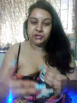 Snapshot of GoddessLorenaTheeSiren chatting on 1, 1, 2025 GoddessLorenaTheeSiren online show from 1, 1, 2025