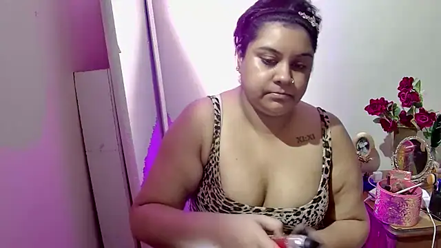Snapshot of GoddessLorenaTheeSiren chatting on 6, 3, 2025 GoddessLorenaTheeSiren online show from 6, 3, 2025