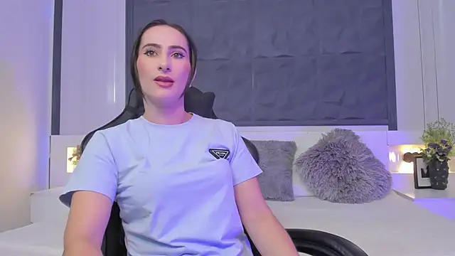 SaraGomez1 online show from 19, 2, 2026