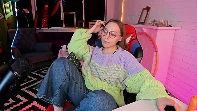 AphexQueen online show from 19, 2, 2025