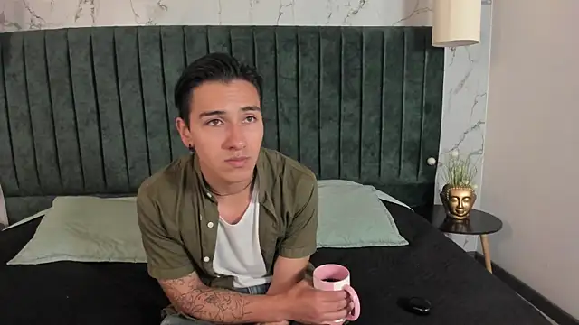 Andy Joy  online show from 4, 4, 2026