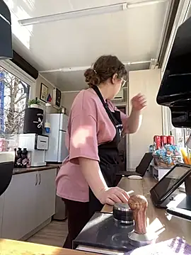 cinnabon  online show from 28, 1, 2025