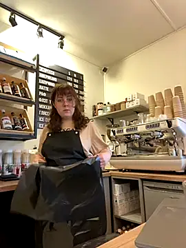 cinnabon  online show from 21, 10, 2025