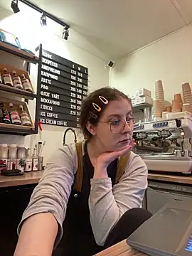 cinnabon  online show from 20, 12, 2025