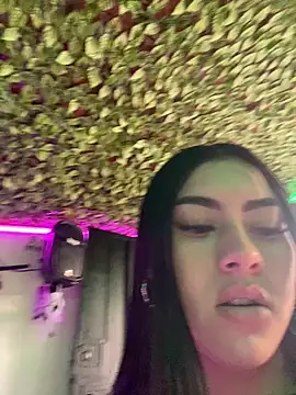 Snapshot of emily_22x chatting on 25, 10, 2025 emily 22x online show from 25, 10, 2025