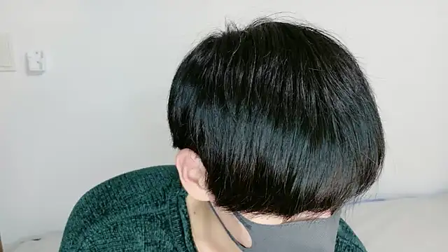 itsme LEON online show from 14, 12, 2025