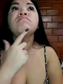 Snapshot of Chantal_lopez chatting on 3, 12, 2024 Chantal lopez online show from 3, 12, 2024