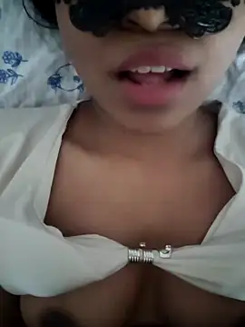 Snapshot of Bella_Luna18 chatting on 8, 2, 2025 Bella Luna18 online show from 8, 2, 2025