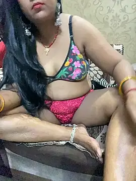 Tameesh sexy mistress online show from 2, 11, 2025