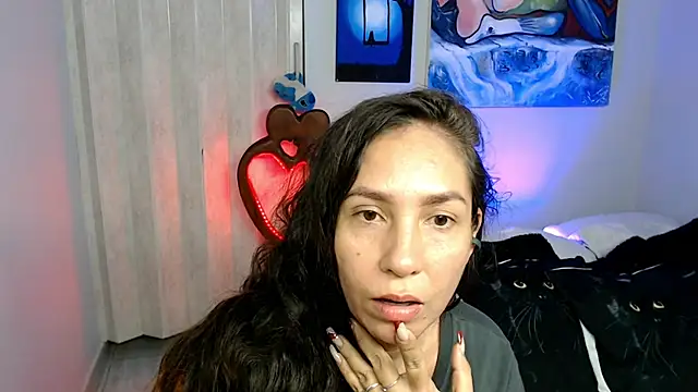 naihroby online show from 11, 4, 2026