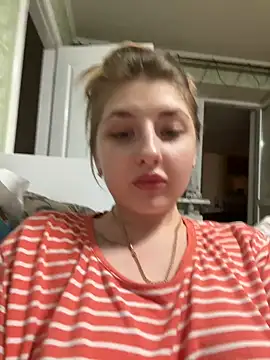 Snapshot of sexyy_girl_ chatting on 6, 1, 2025 sexyy girl  online show from 6, 1, 2025