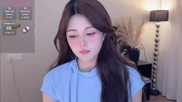 Strawberrybabyy1 online show from 21, 10, 2025