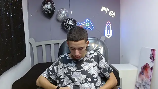 JackSwan18 online show from 8, 1, 2025