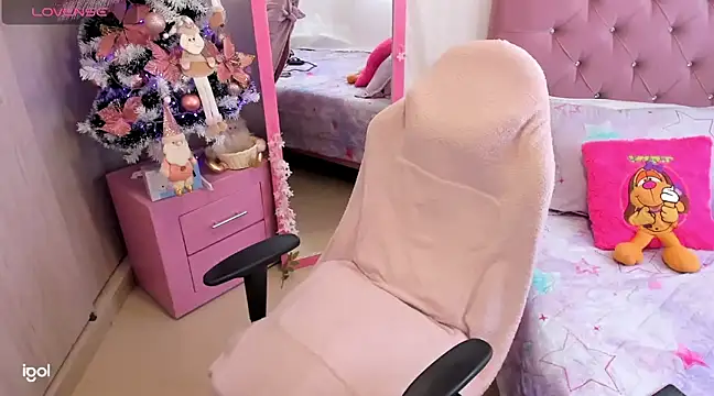 bruneettklaryss online show from 5, 12, 2024