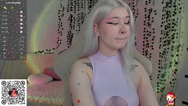 chillycharm online show from 3, 1, 2025