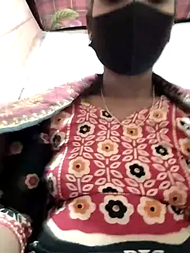 Snapshot of Etha-Moni chatting on 3, 12, 2024 Etha-Moni online show from 3, 12, 2024