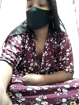 Snapshot of Etha-Moni chatting on 6, 12, 2024 Etha-Moni online show from 6, 12, 2024
