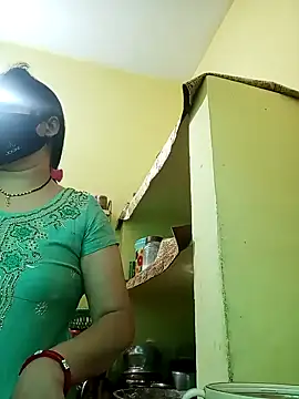 heenage online show from 5, 2, 2025