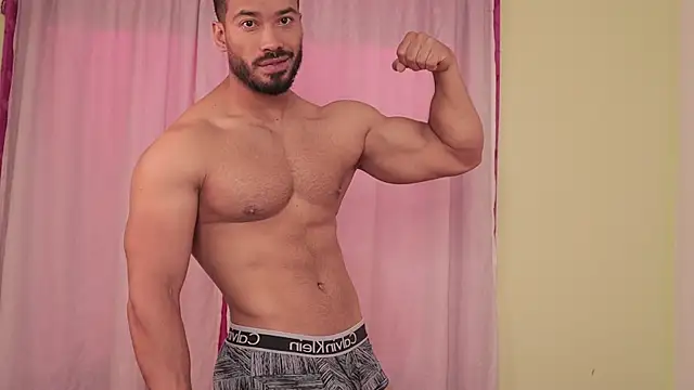 Snapshot of freddsexxx chatting on 10, 1, 2025 freddsexxx online show from 10, 1, 2025