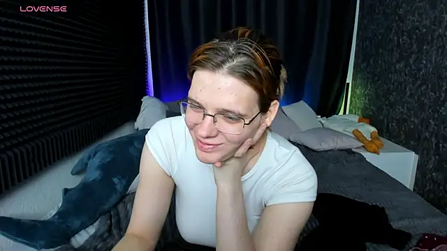 KIKI Krash online show from 25, 1, 2025