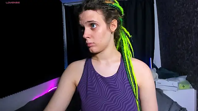 KIKI Krash online show from 30, 11, 2025