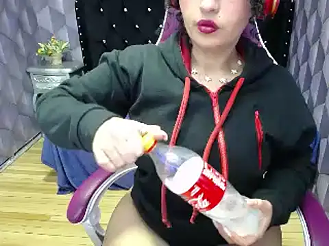 Snapshot of Sofiacowperx chatting on 16, 1, 2025 Sofiacowperx online show from 16, 1, 2025