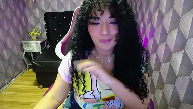 Snapshot of Sofiacowperx chatting on 7, 2, 2025 Sofiacowperx online show from 7, 2, 2025