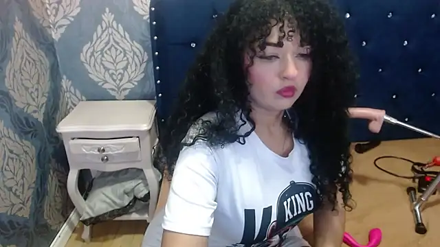 Sofiacowperx online show from 11, 10, 2025