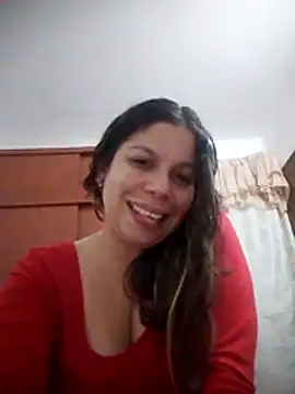 Snapshot of Carliina_Soussa chatting on 13, 10, 2025 Carliina Soussa online show from 13, 10, 2025