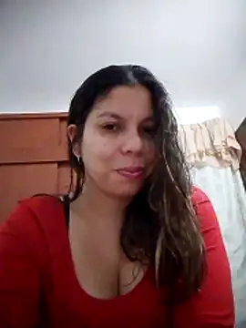 Snapshot of Carliina_Soussa chatting on 14, 10, 2025 Carliina Soussa online show from 14, 10, 2025