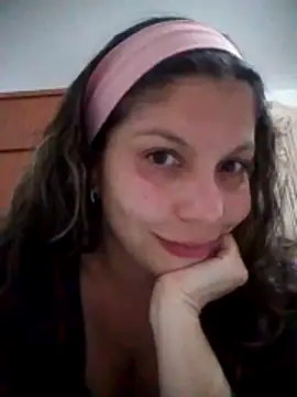 Snapshot of Carliina_Soussa chatting on 28, 11, 2025 Carliina Soussa online show from 28, 11, 2025