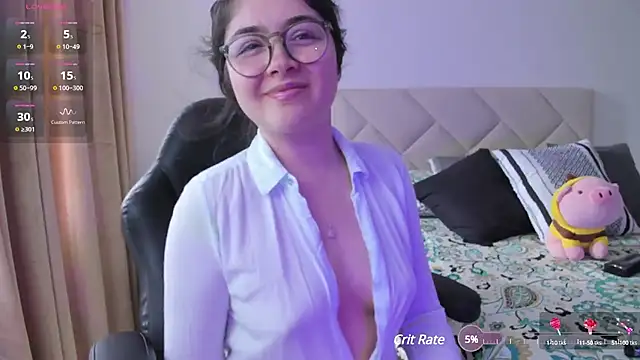 Snapshot of Lau_Bee chatting on 17, 1, 2025 Lau Bee online show from 17, 1, 2025
