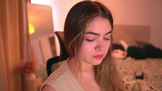 Lau Bee online show from 12, 3, 2026