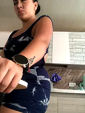 Abigail Cowen online show from 26, 11, 2025