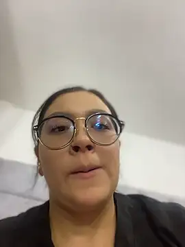 Snapshot of Abigail_Cowen chatting on 24, 4, 2026 Abigail Cowen online show from 24, 4, 2026